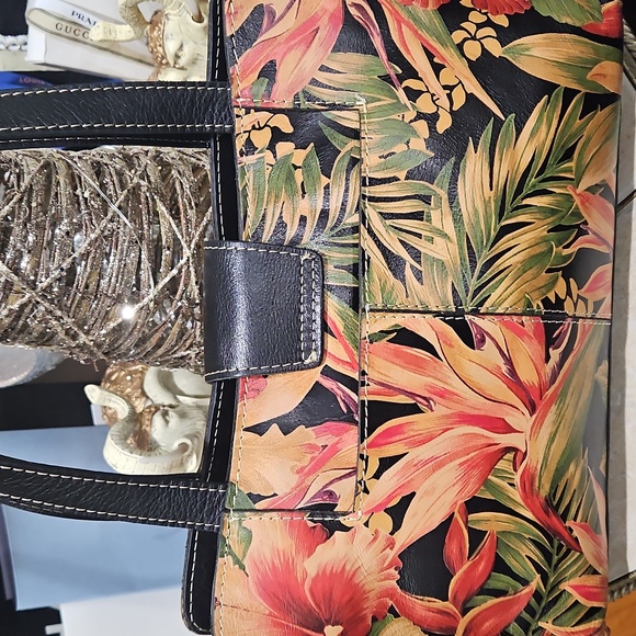 Patricia Nash Leather Rienzo Satchel in Tropical Escape EUC - Picture 6 of 15